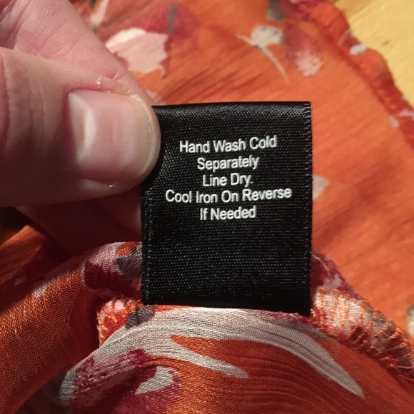 Bellatrix Sheer Floral Sleeveless Blouse - Picture 6 of 6